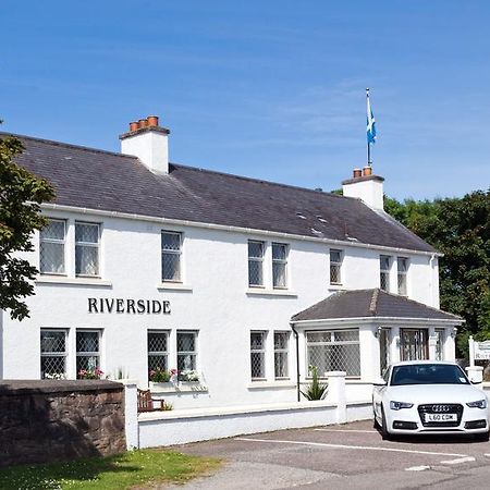 Riverside 울라풀 외부 사진