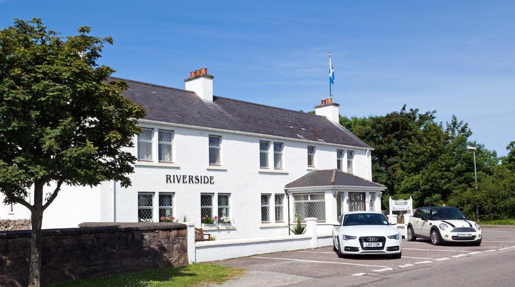 Riverside 울라풀 외부 사진